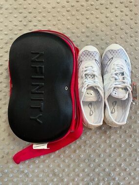***New*** NFINITY VENGEANCE CHEER SHOES Womens Size 6